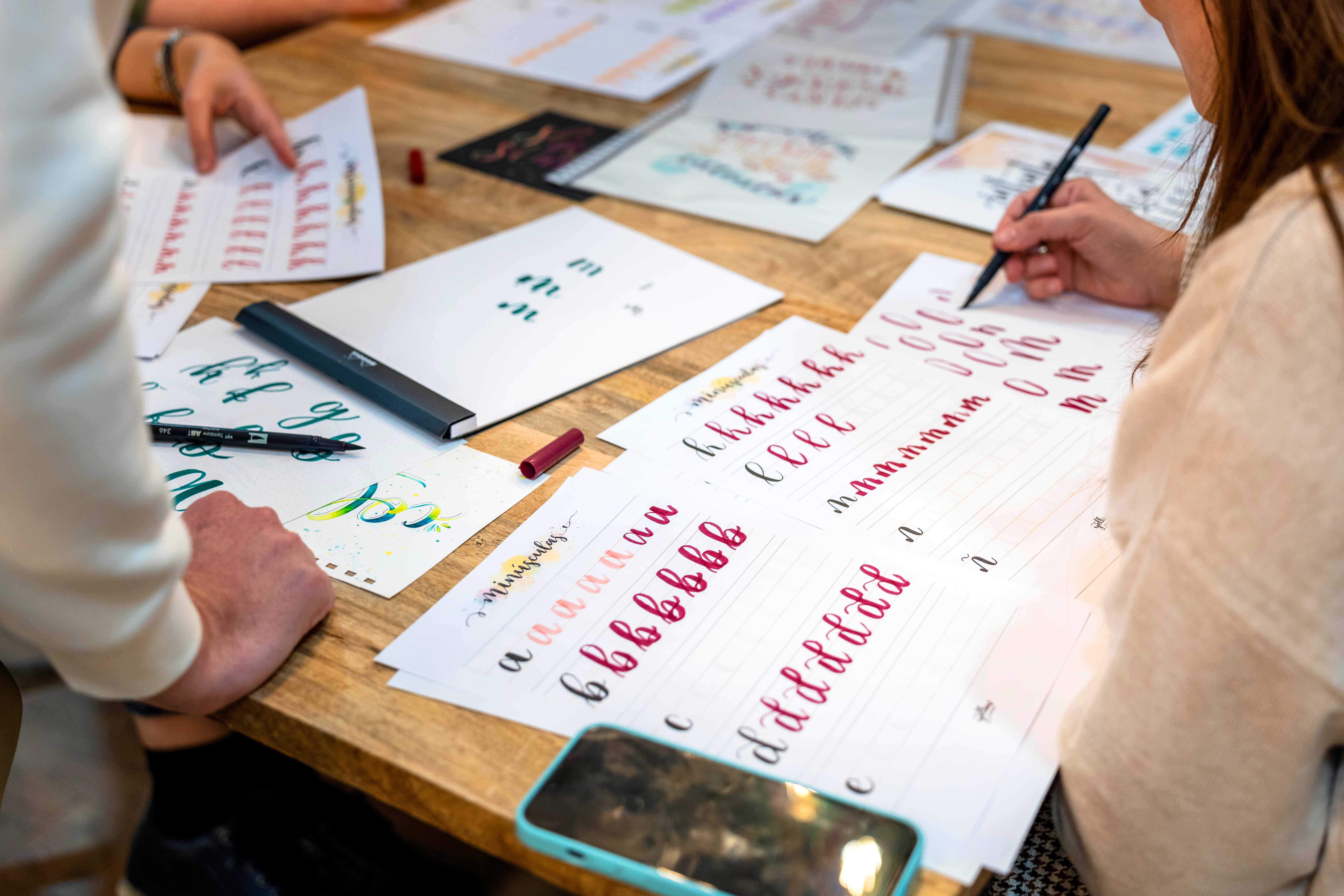 Понимание шрифтов: Основные категории и их особенности