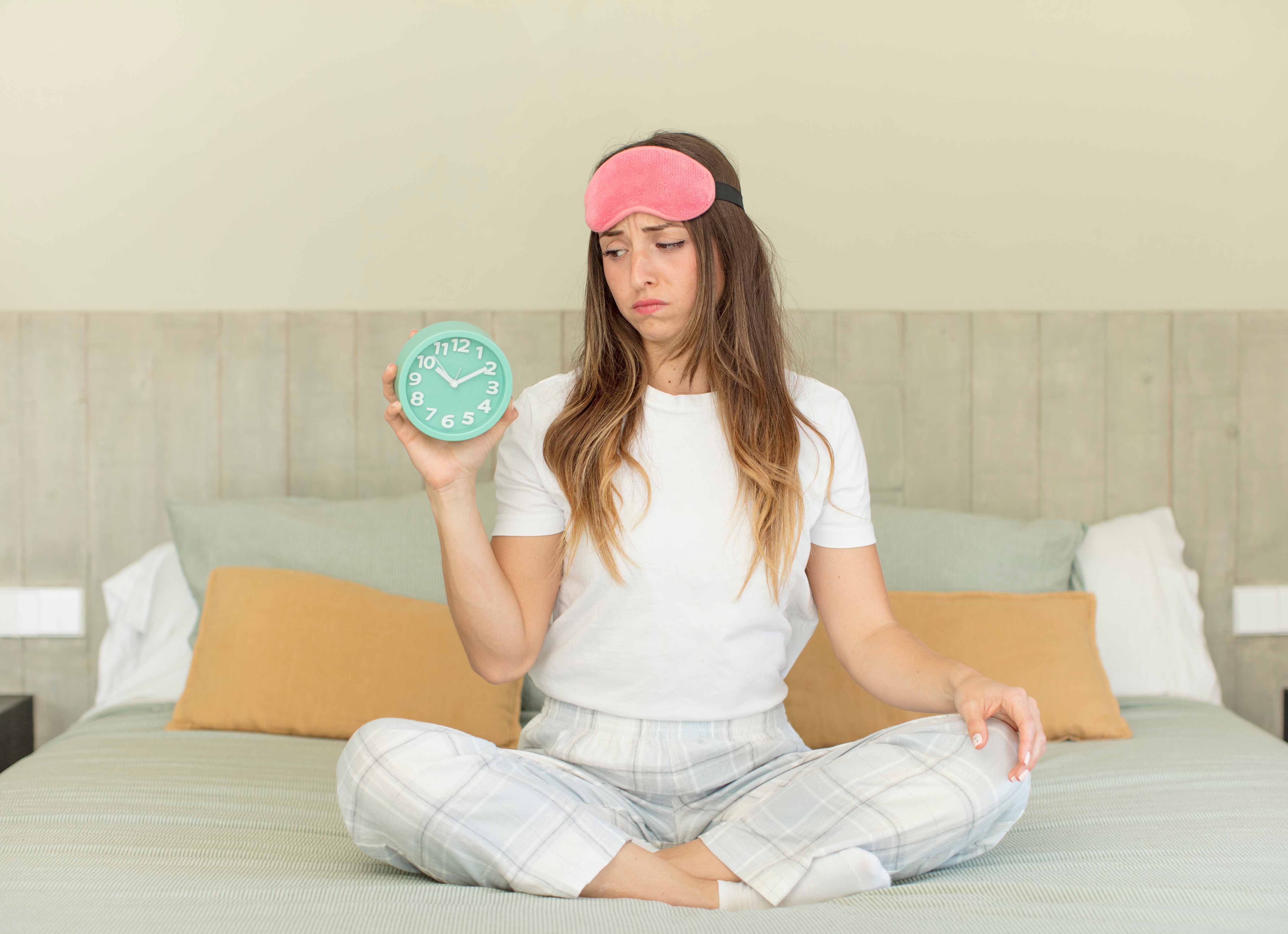 Как стресс и сбой циркадного ритма влияют на сон